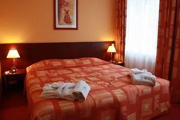 Good Eiropa Economy Hotel 3*